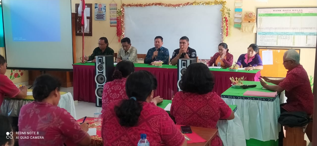 Undangan rapat rutin Kepala Sekolah SD dan TK se-Kabupaten Bangli yang diadakan di SDN 3 Kayubihi